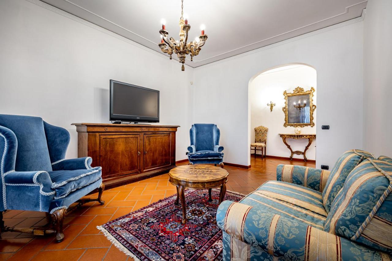 Yid Elegant Apt With Garage Флоренция Экстерьер фото